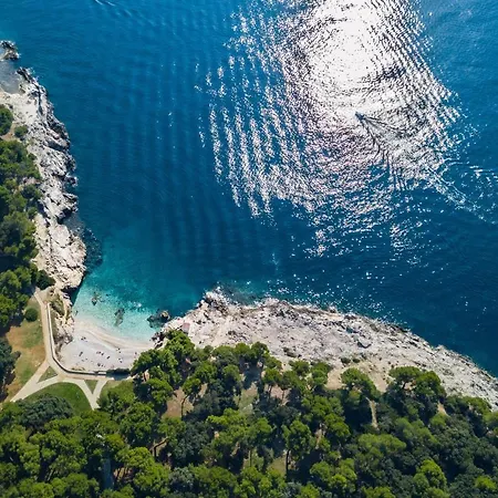 Cozy And Elegant Апартаменты Пула