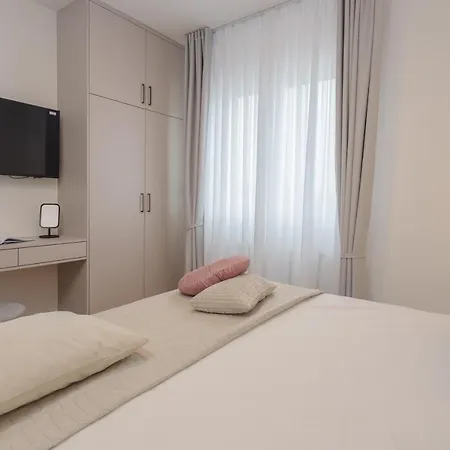 Cozy And Elegant *