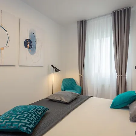 Cozy And Elegant Пула