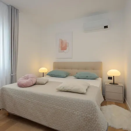 Cozy And Elegant Lägenhet *